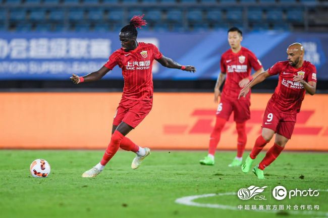 漂亮的女邻居做爰6中文