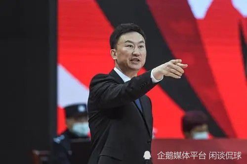 挺进绝色校花的紧窄小肉