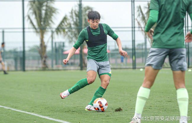 美女国内精品自产拍在线播放